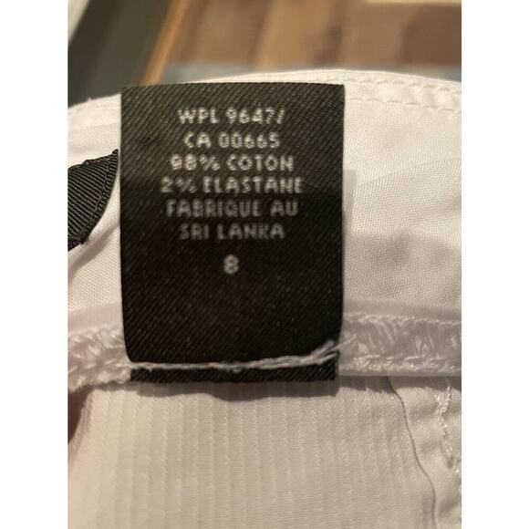 Eddie Bauer Women's Sz 8 White Shorts Cotton 5" Inseam Belted Back Snap Pockets - Picture 6 of 9